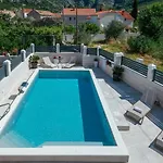Dubelj