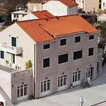 Dubelj Διαμέρισμα