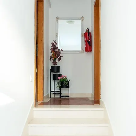 Dubelj アパート *