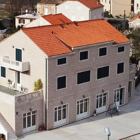 Dubelj Apartamento