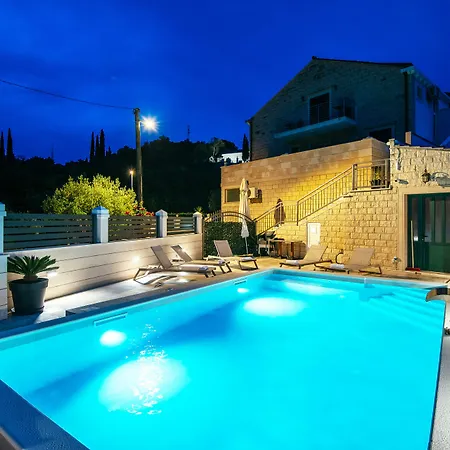 Dubelj アパート ドゥブロブニク