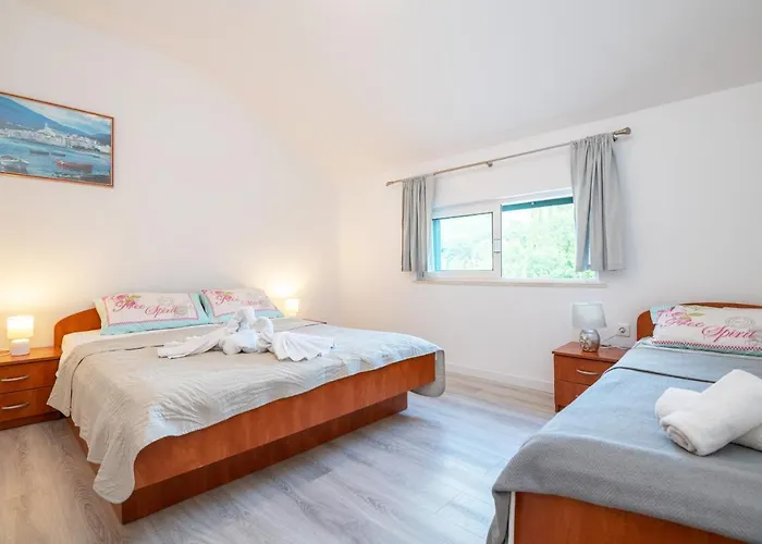 Appartement Dubelj *